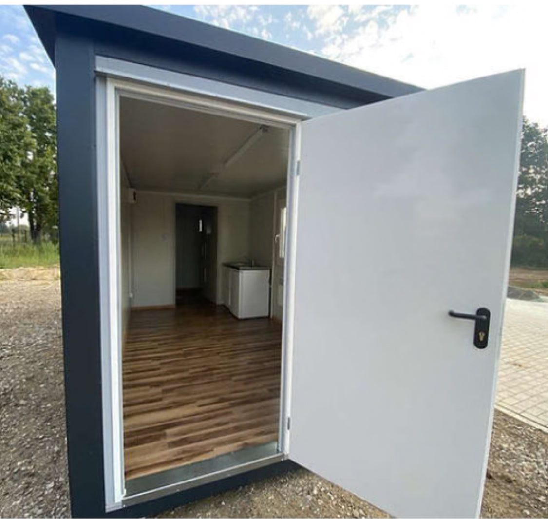 Oficina modular de 6,00 x 2,40 m con baño, ducha y cocina