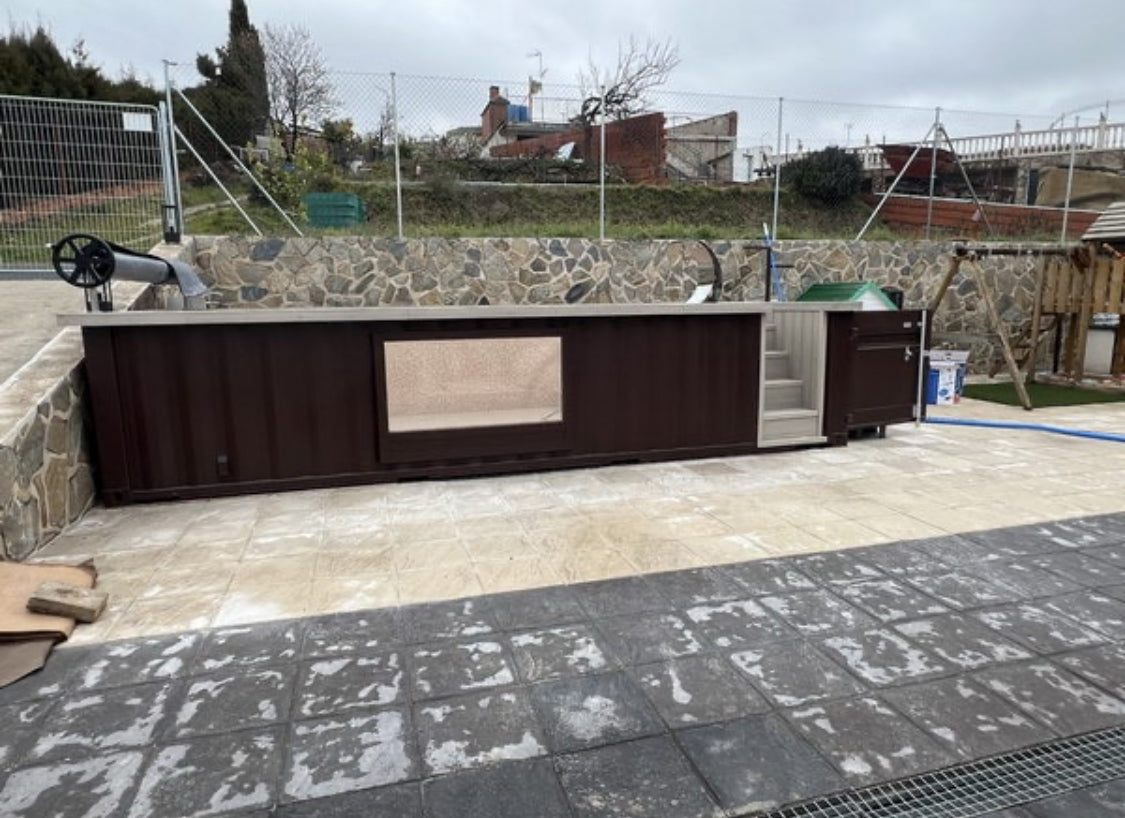 contenedor de 20 pies transformado en piscina