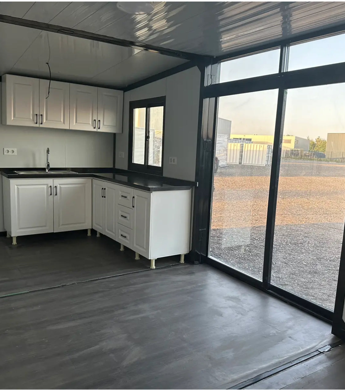 Minicasa contenedor Luxe negra