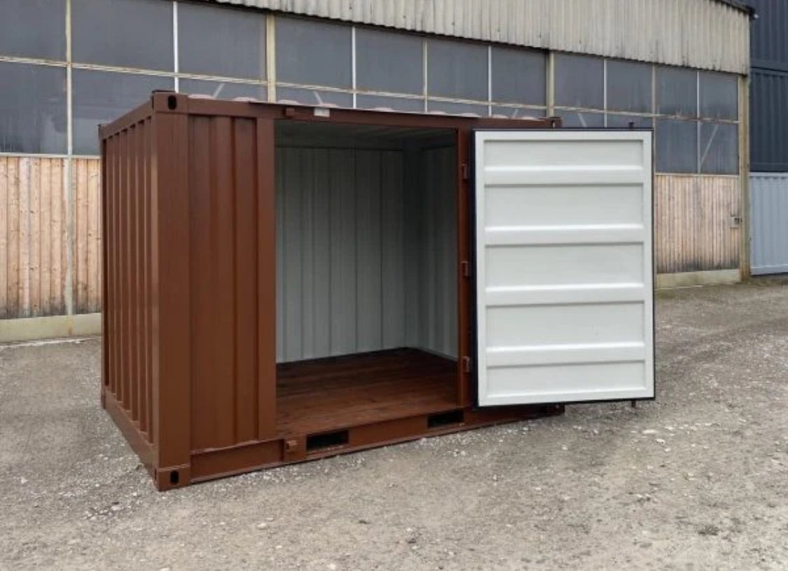 Contenedor de almacenamiento de 2,74 m con puerta lateral