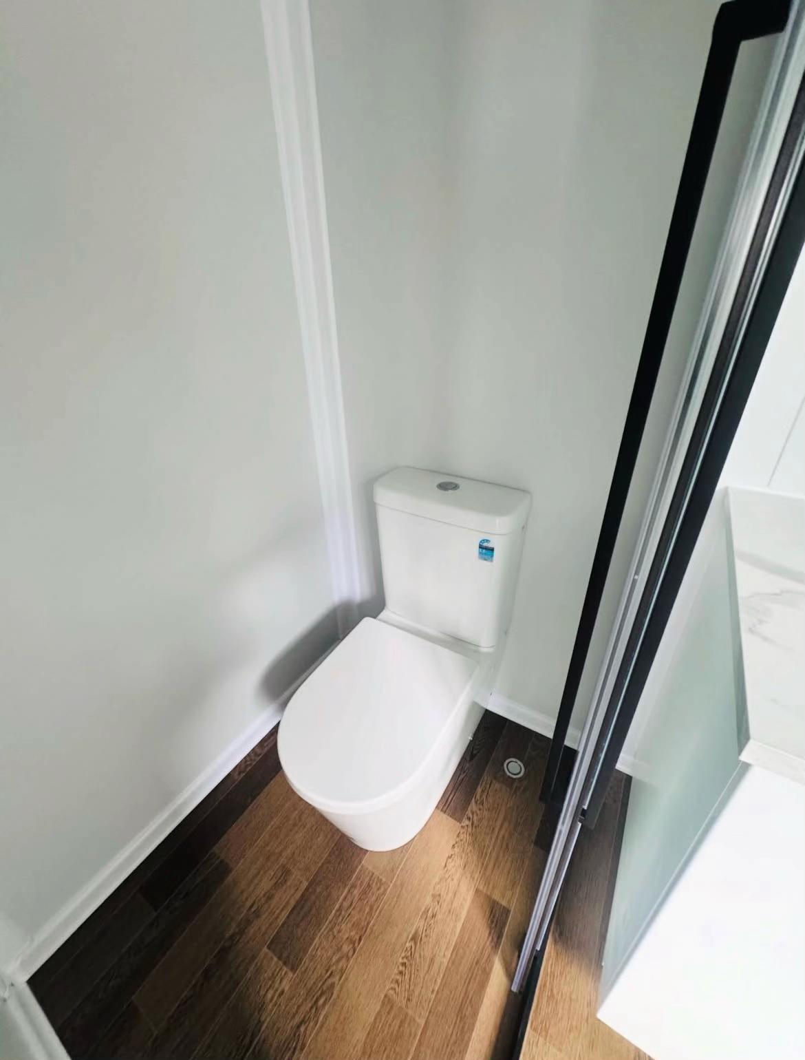 CASA PREFABRICADA ( Módulo de oficina )CON DUCHA Y COCINA