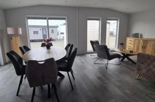 Casa móvil estilo chalet de dos habitaciones