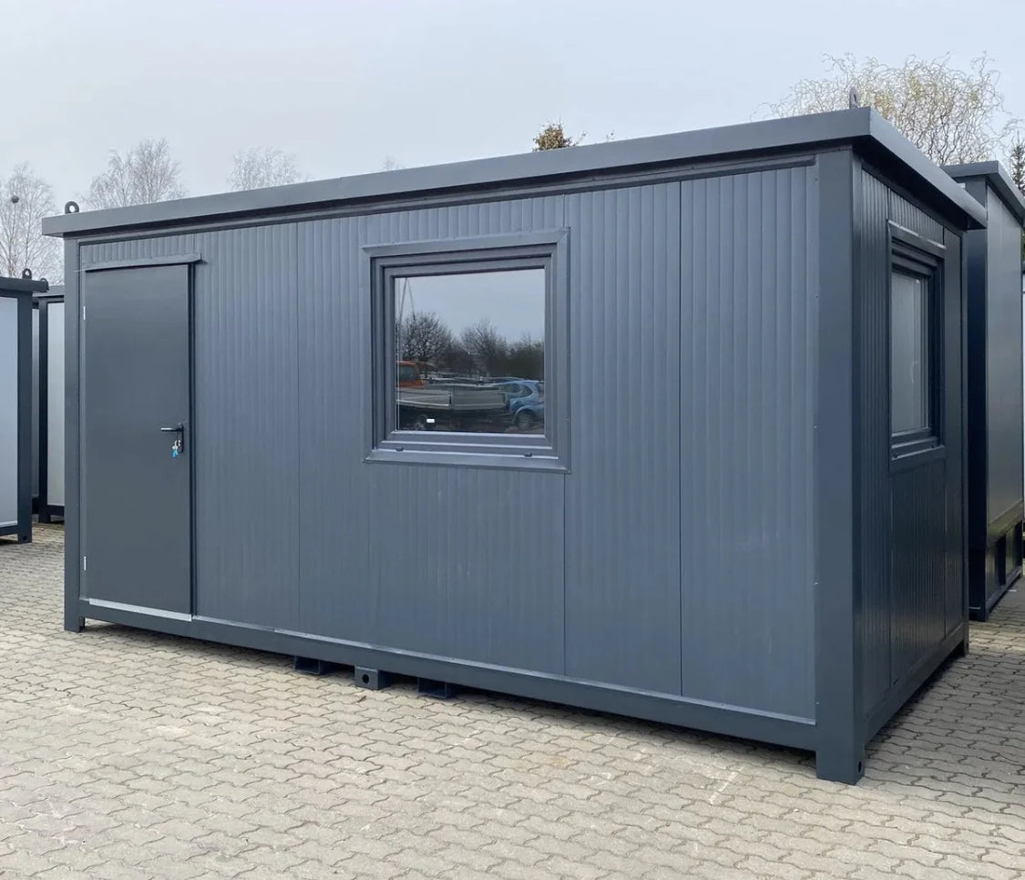 Oficina modular prefabricada de 5 × 2,4 m con aislamiento