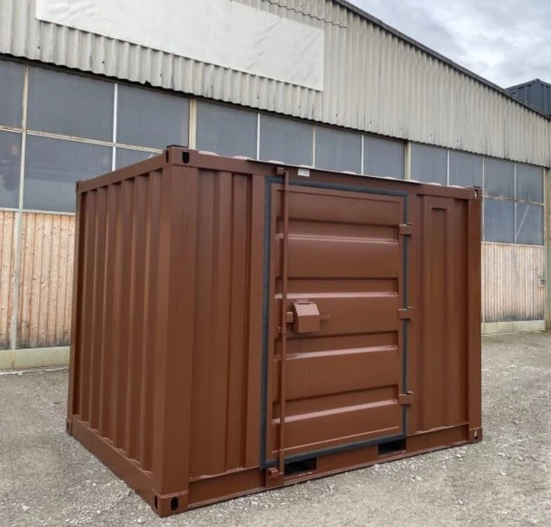 Contenedor de almacenamiento de 2,74 m con puerta lateral